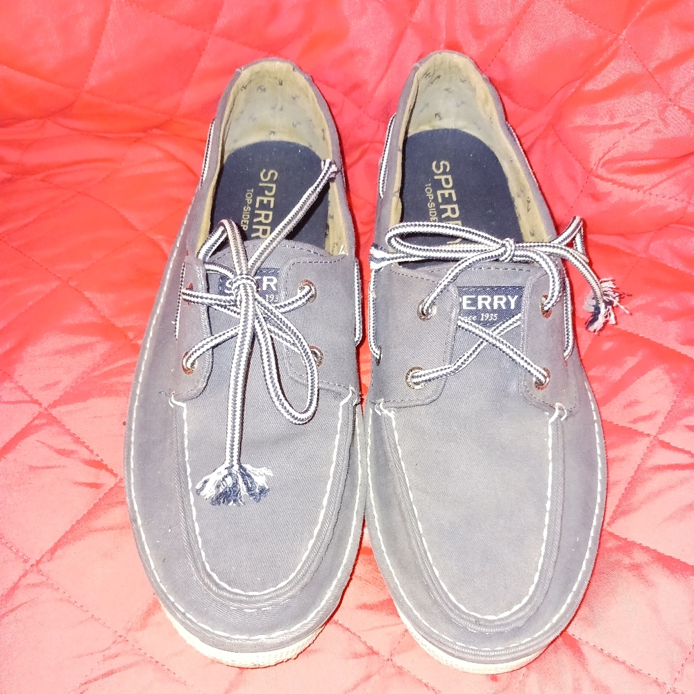 Sperrys topsiders